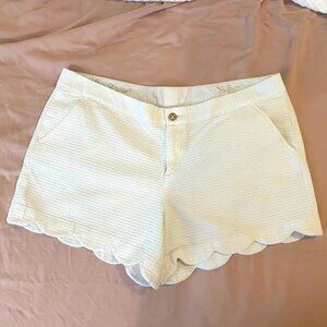 White Lilly Pulitzer shorts XL